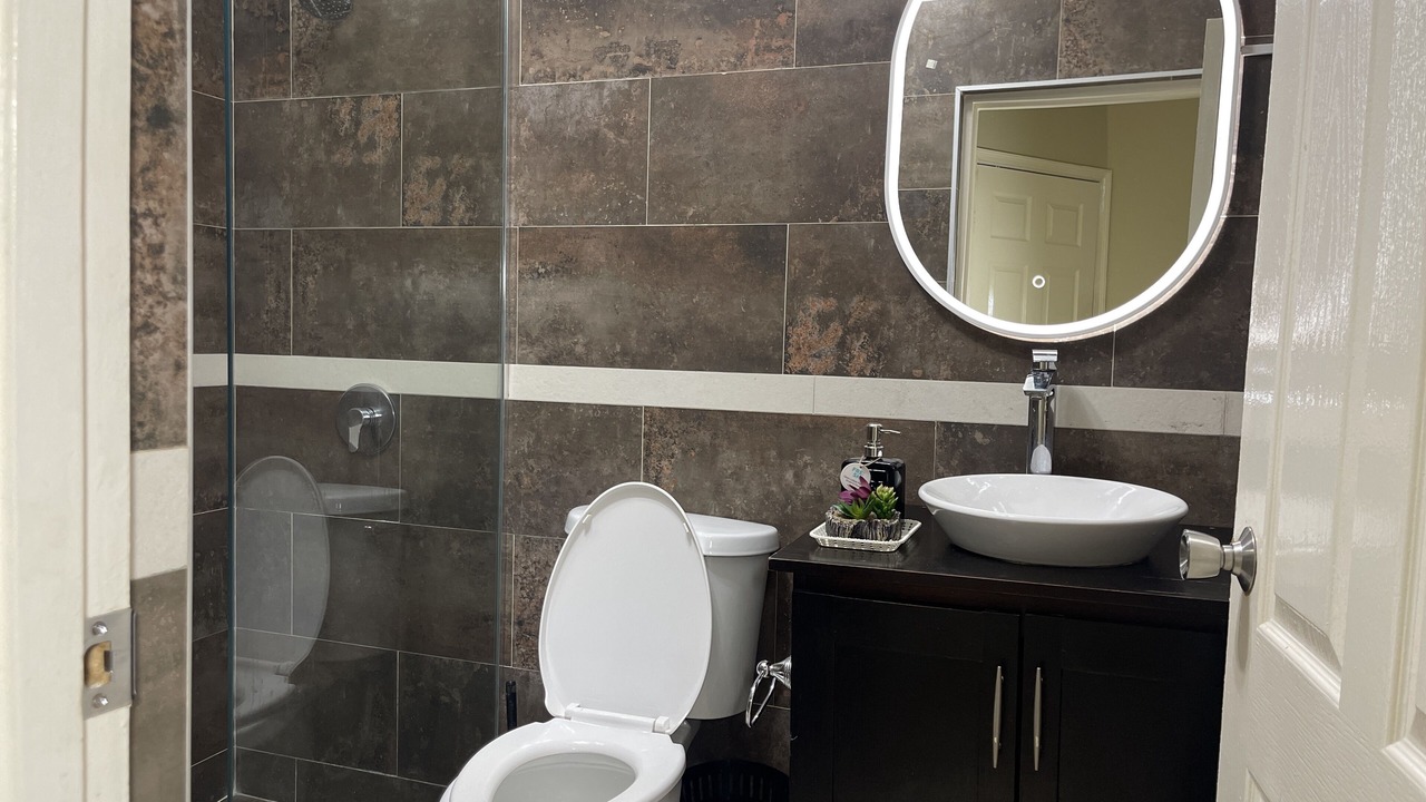 Photo of Bathroom in Eden Gardens