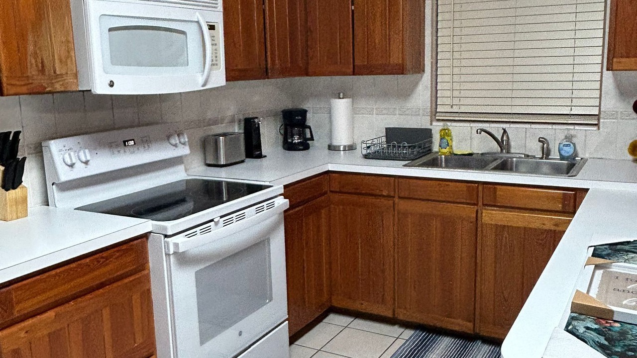 Photo of Kitchen in Lubbers Quarters Cay