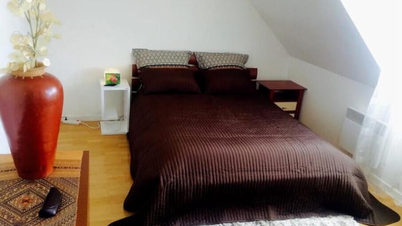 Photo of Bedroom in Le Plessis-Robinson