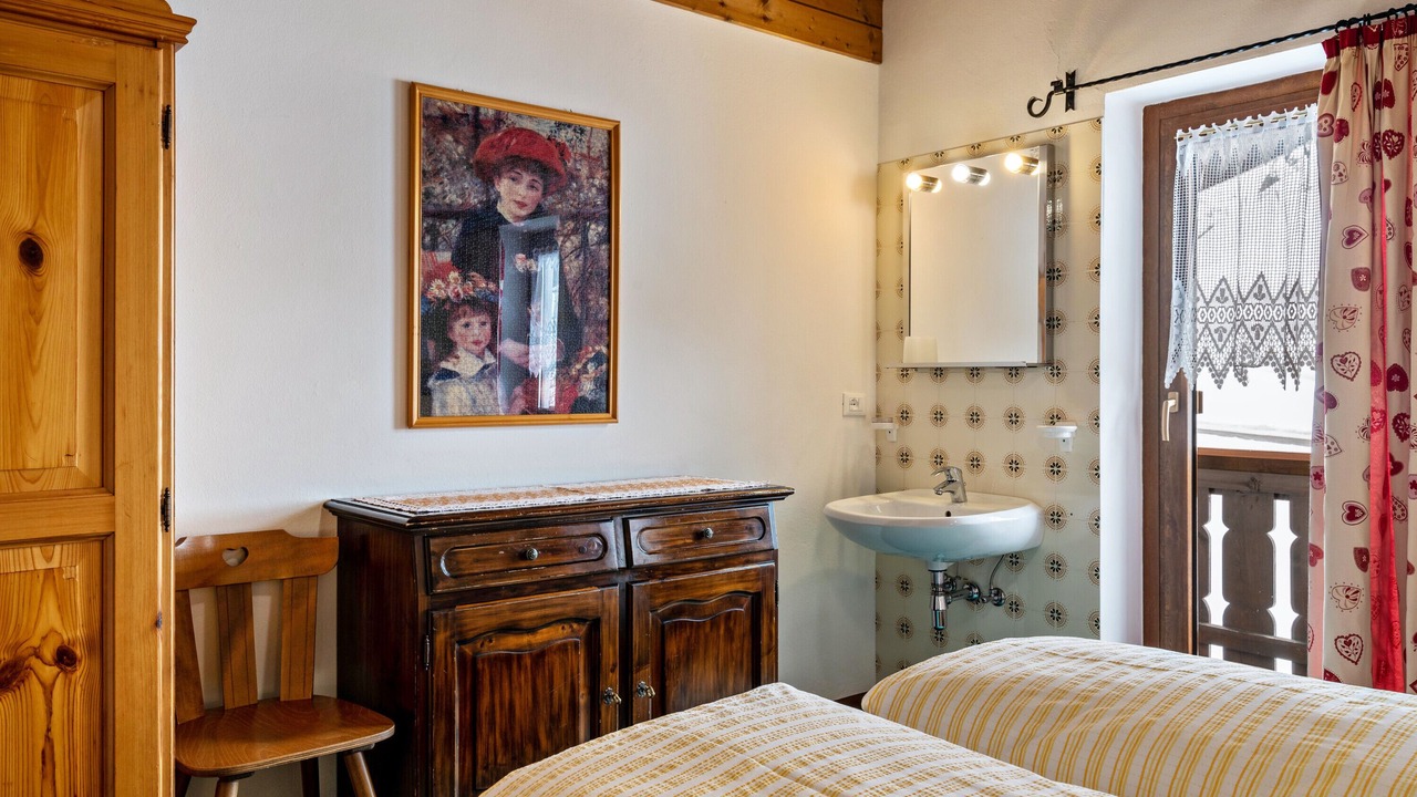 Photo of Bedroom in Livinallongo del Col di Lana
