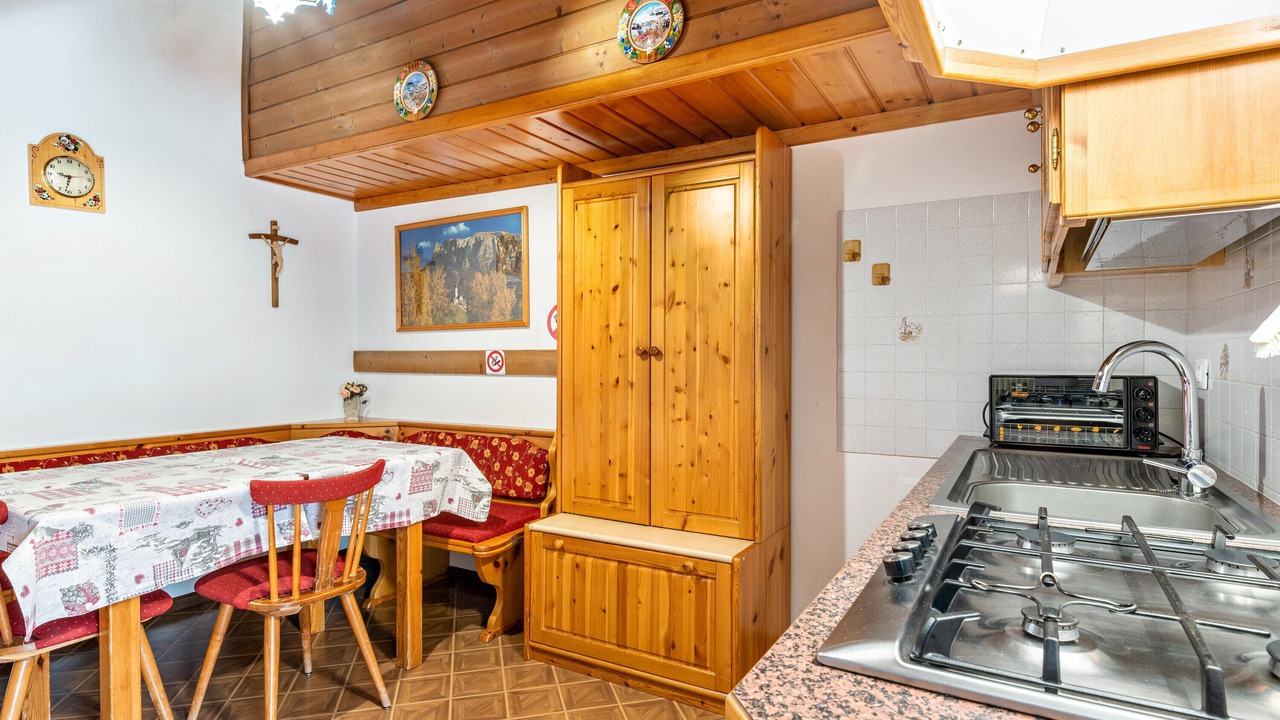 Photo of Kitchen in Livinallongo del Col di Lana