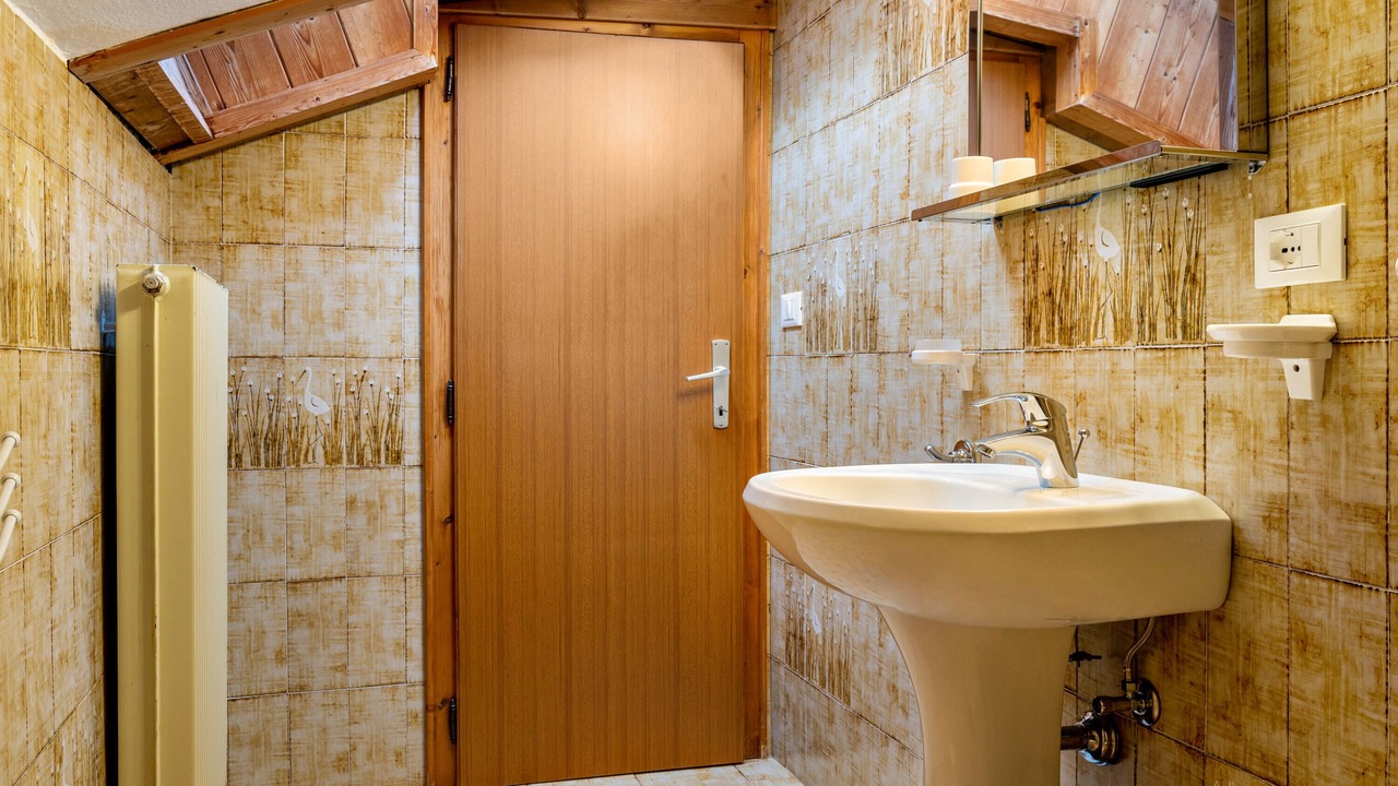 Photo of Bathroom in Livinallongo del Col di Lana
