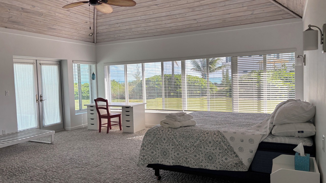 Photo of Bedroom in Treasure Cay