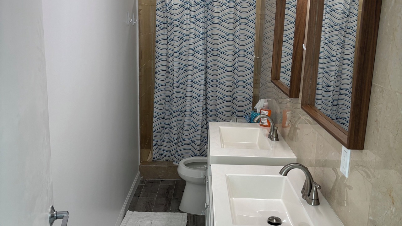 Photo of Bathroom in Treasure Cay