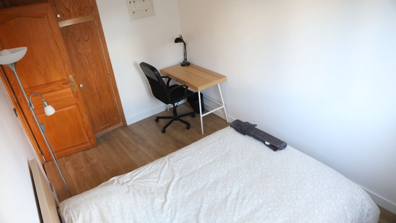 Photo of Bedroom in Antony