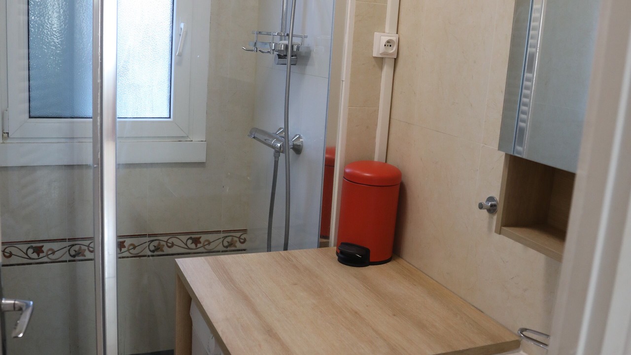 Photo of Bathroom in Antony