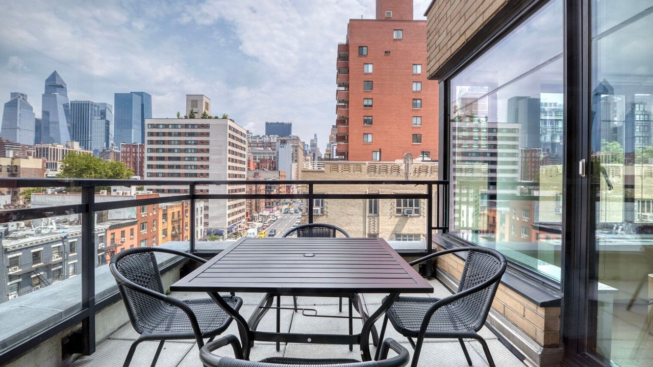 Photo of Outdoor in Midtown South