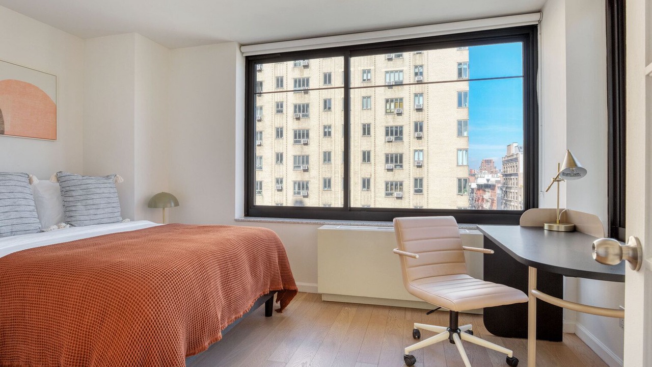 Photo of Bedroom in Midtown South