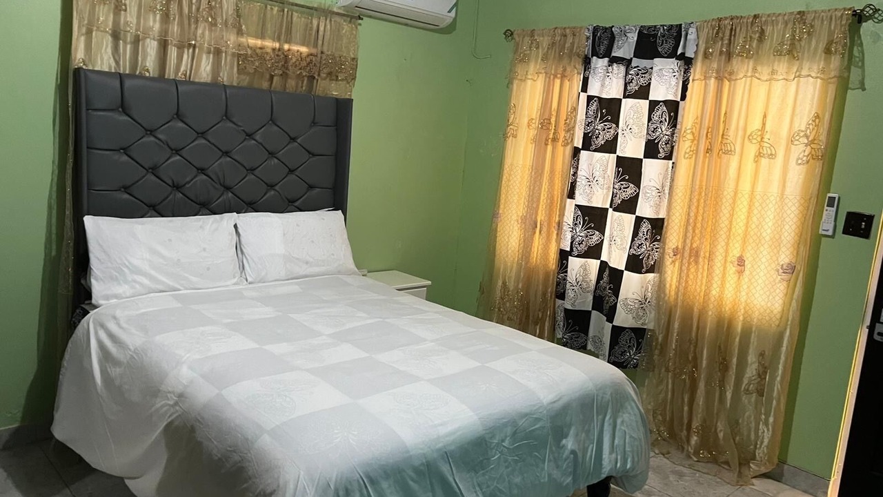 Photo of Bedroom in Patrick City