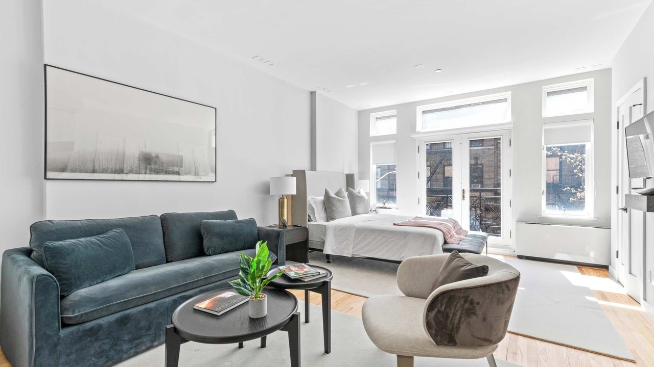 Photo of Livingroom in Central Park South