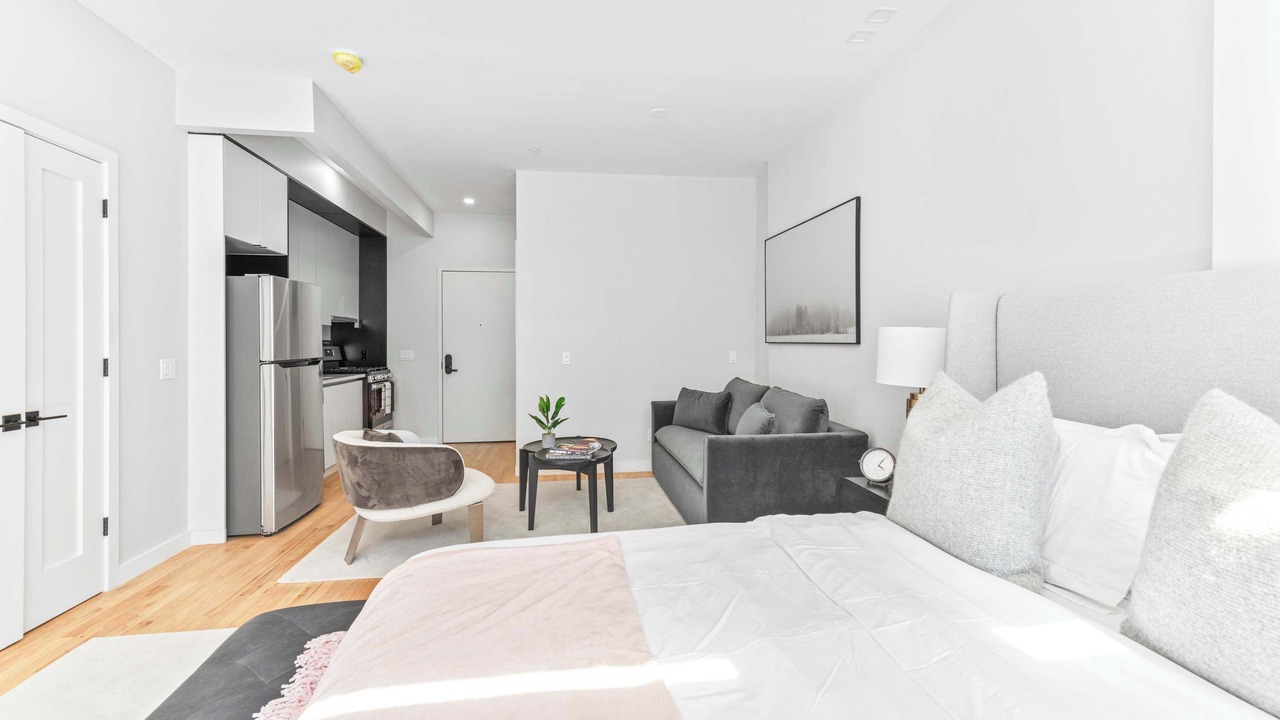 Photo of Bedroom in Central Park South