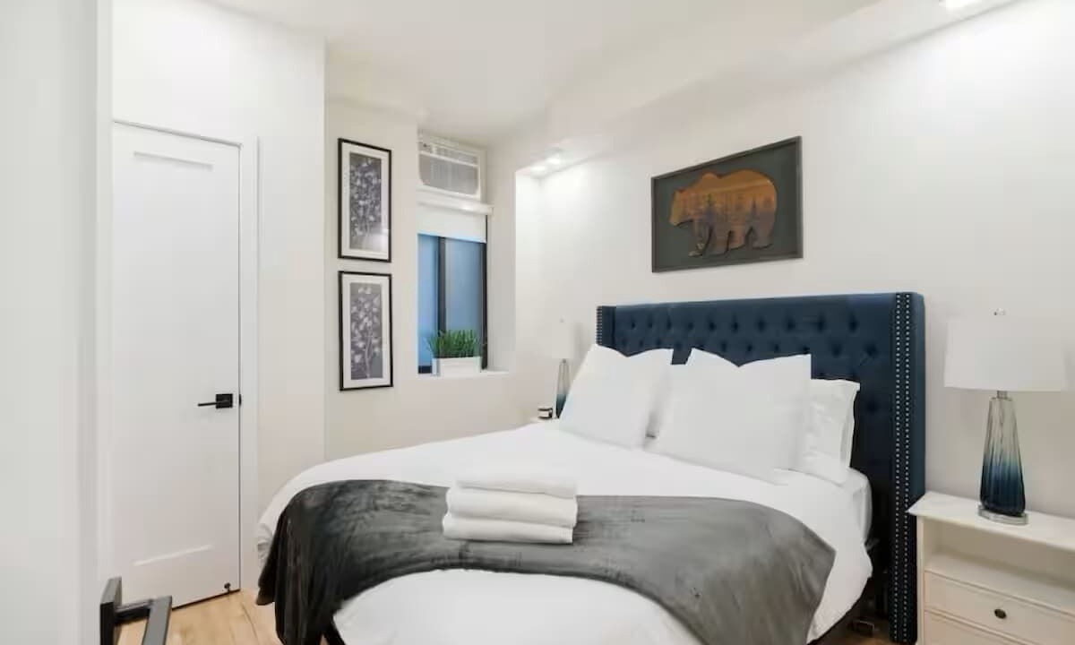 Photo of Bedroom in Central Park South