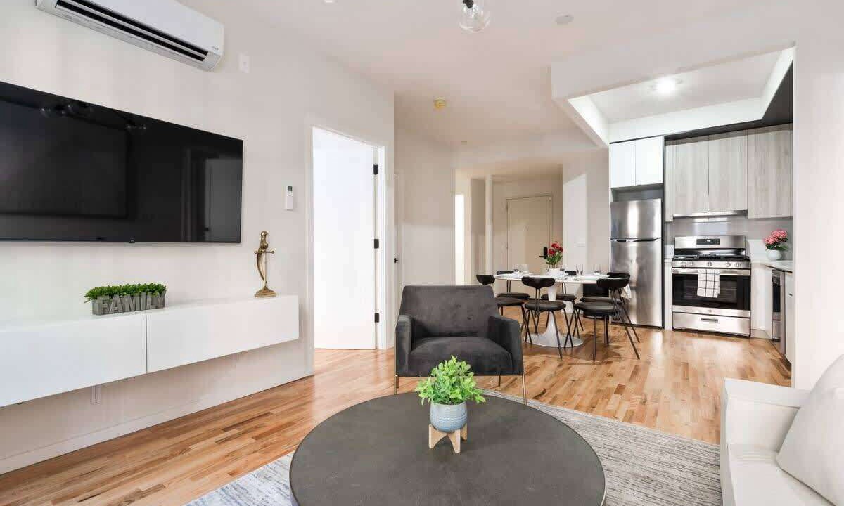 Photo of Livingroom in Upper East Side