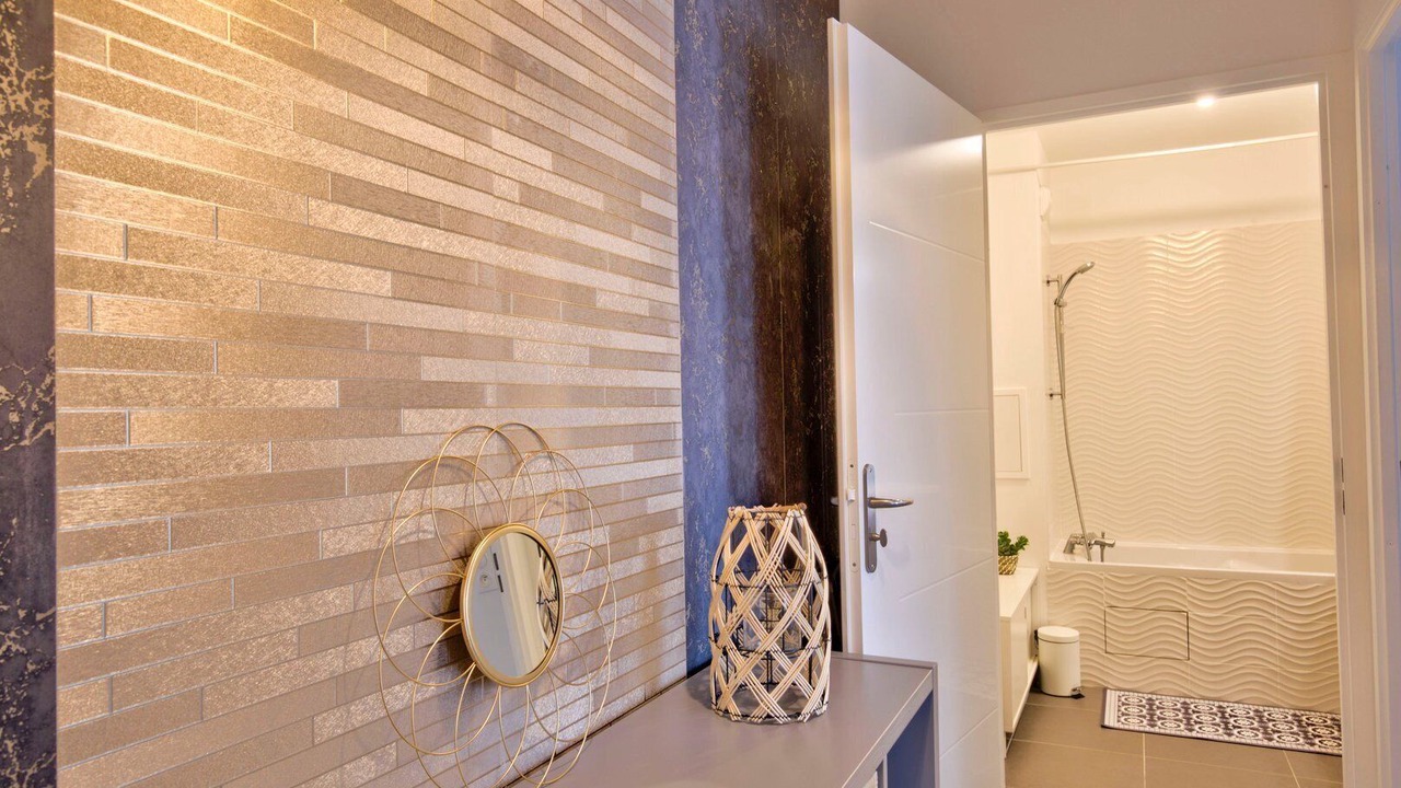 Photo of Bathroom in Cachan