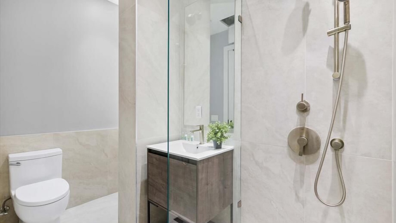 Photo of Bathroom in Port Morris