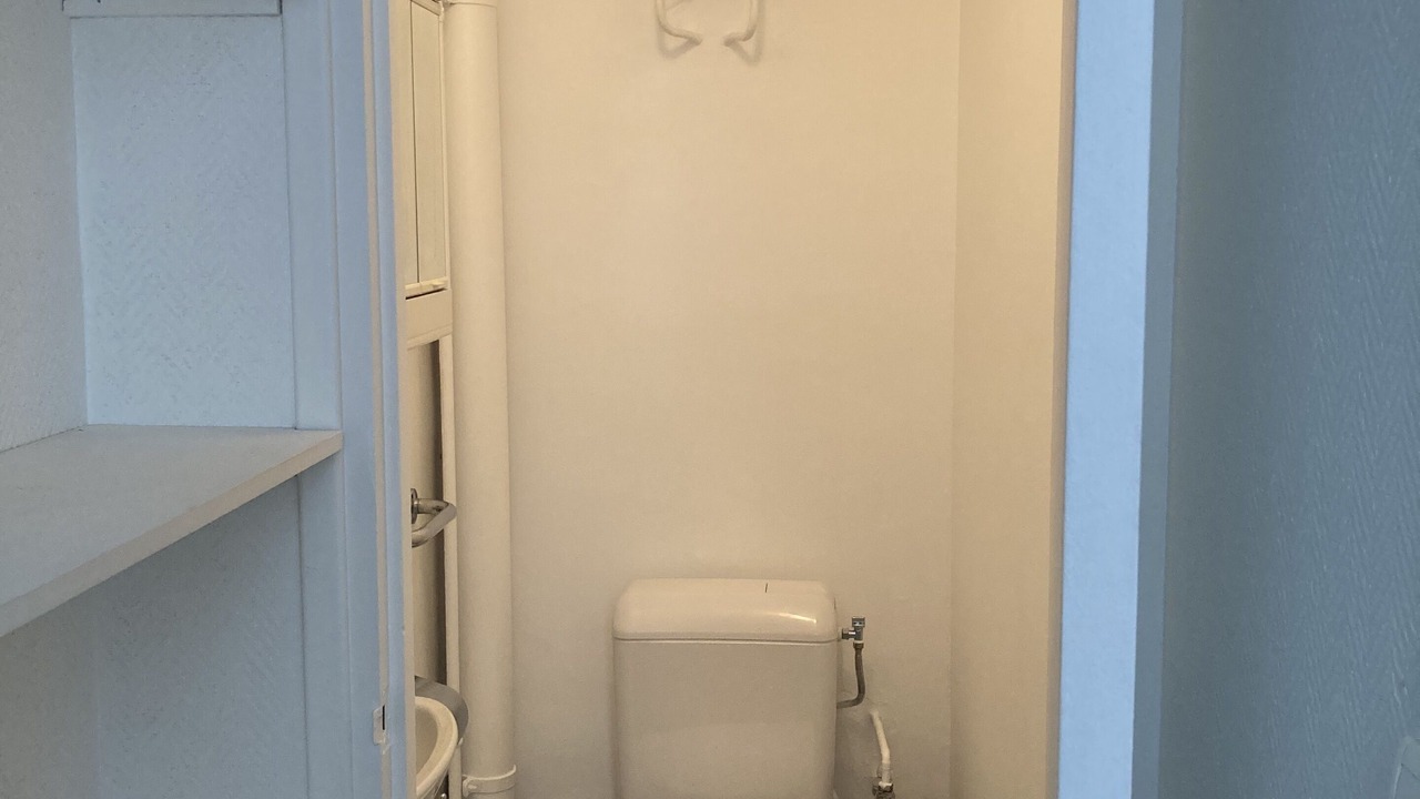 Photo of Bathroom in Hopital Saint-Louis
