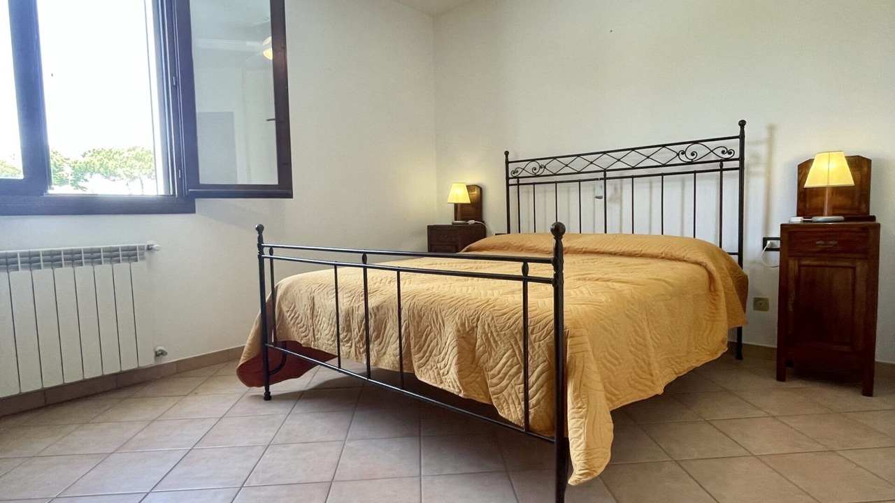Photo of Bedroom in Isola Albarella