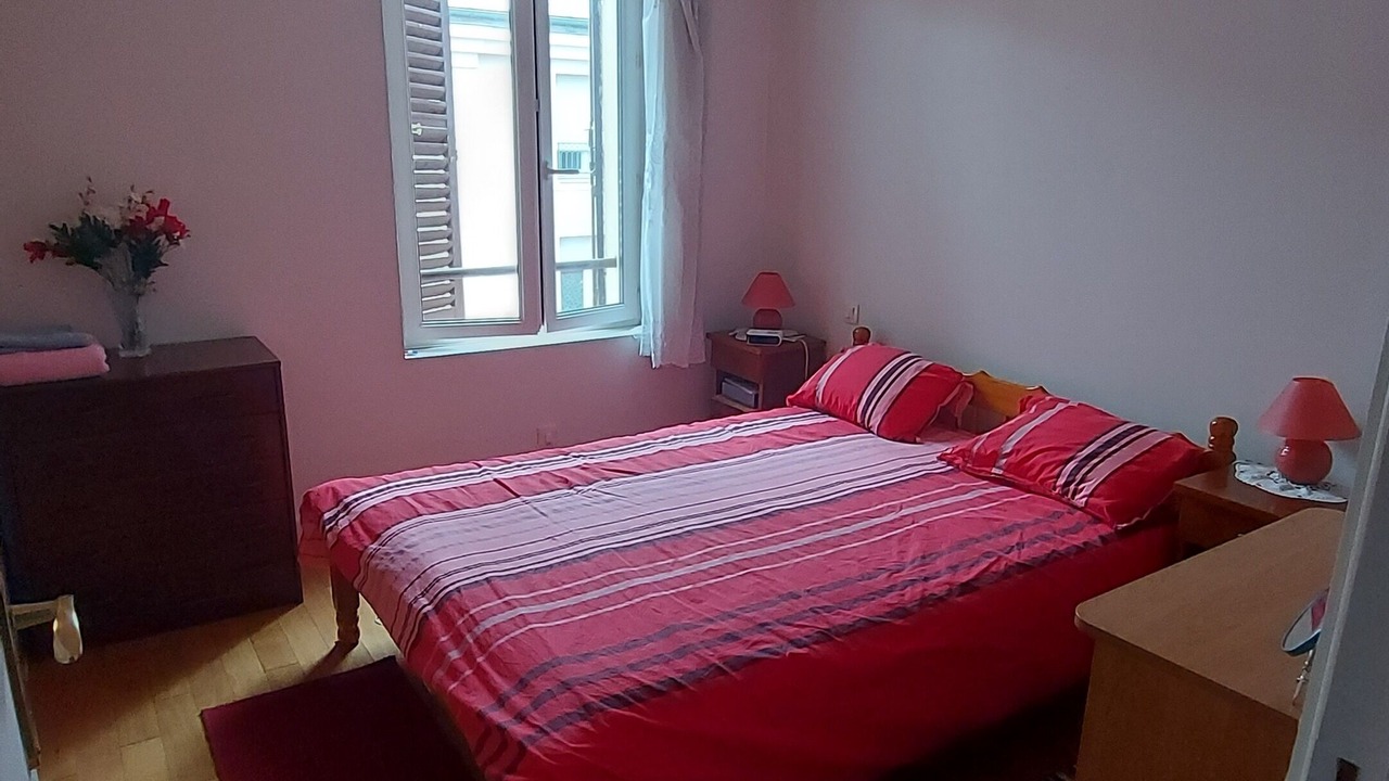 Photo of Bedroom in Adamville