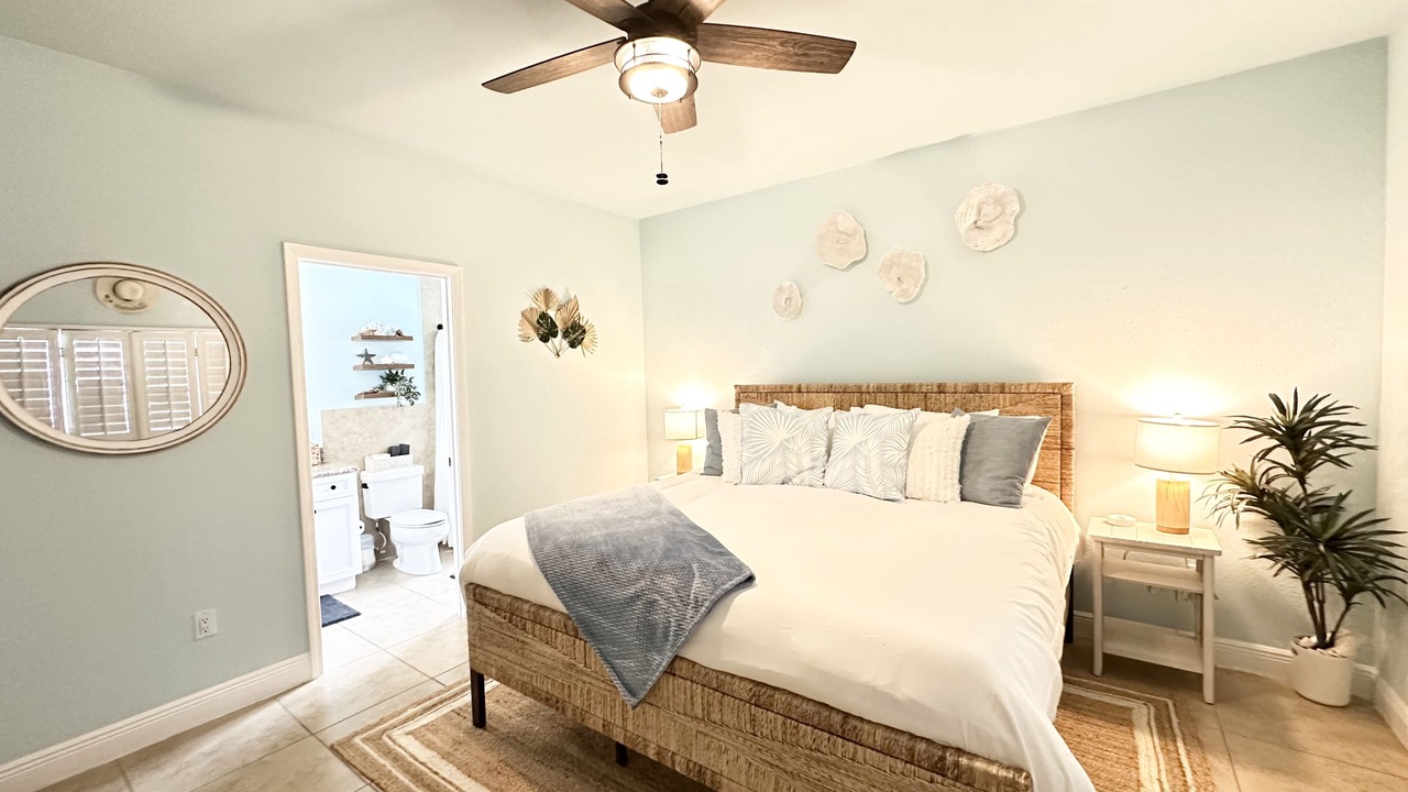 Photo of Bedroom in Alice Town