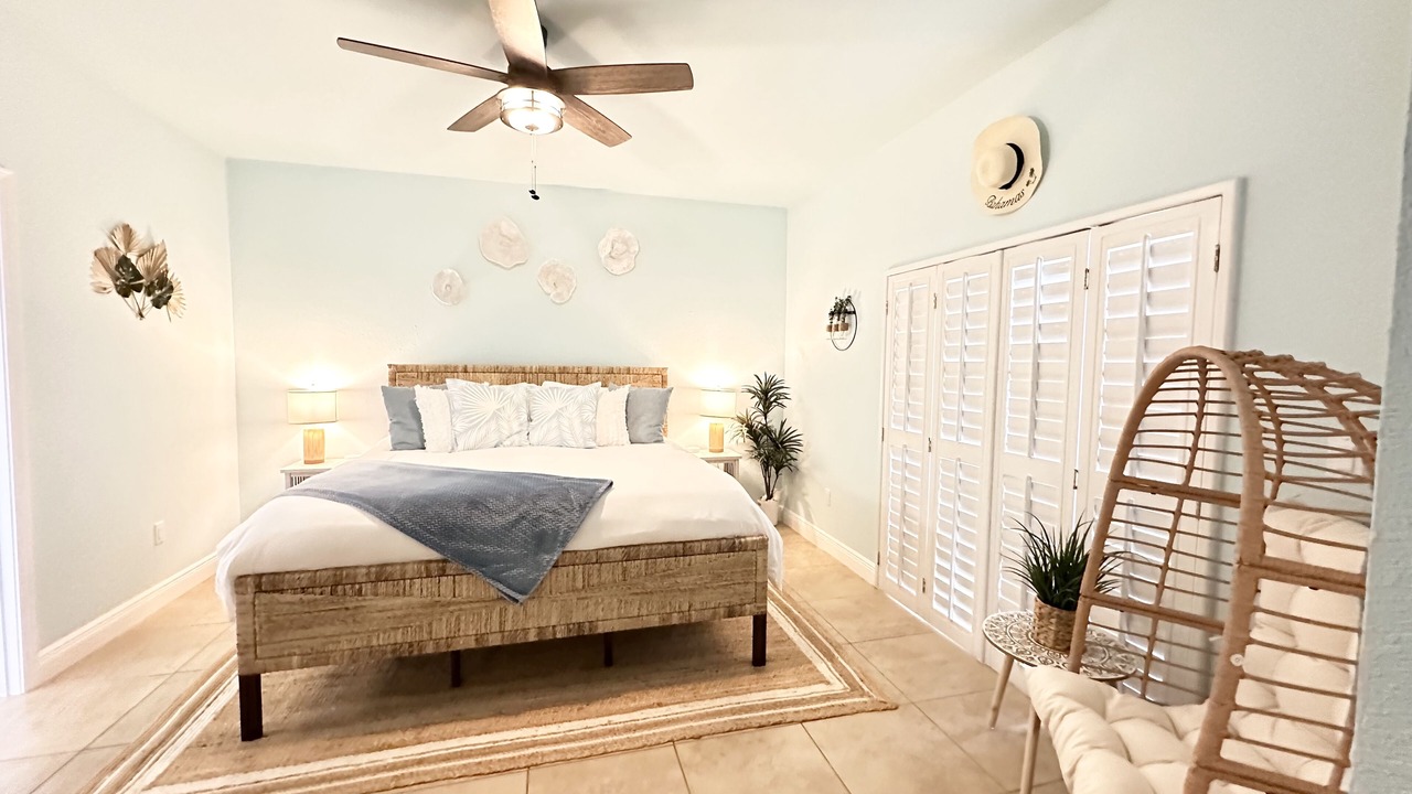 Photo of Bedroom in Alice Town