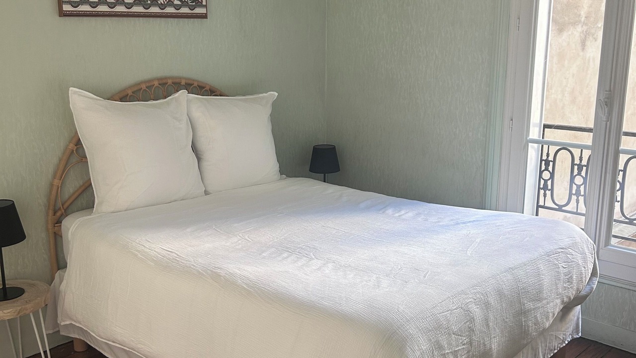 Photo of Bedroom in Porte-Saint-Martin