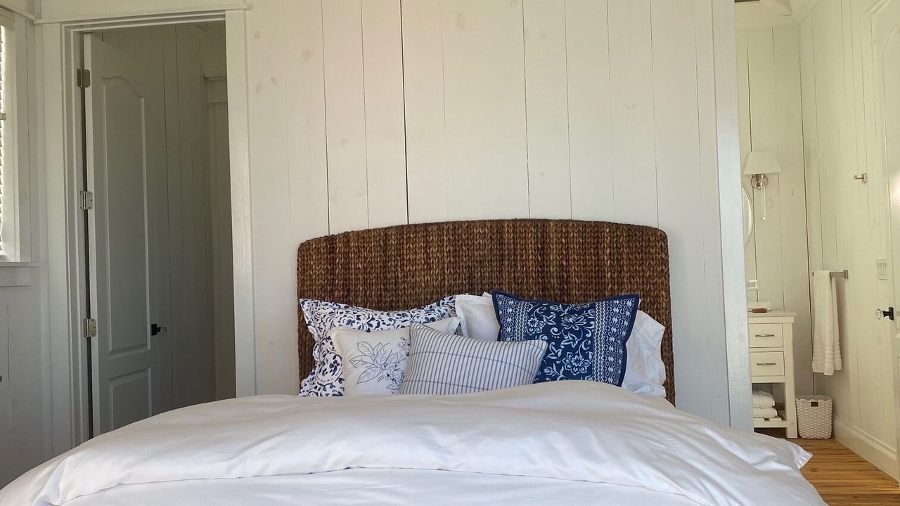 Photo of Bedroom in Green Turtle Cay