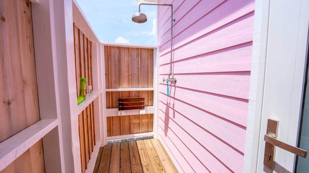 Photo of Bathroom in Green Turtle Cay