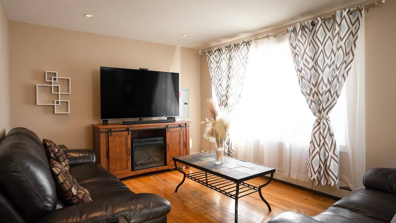 Photo of Livingroom in Queens