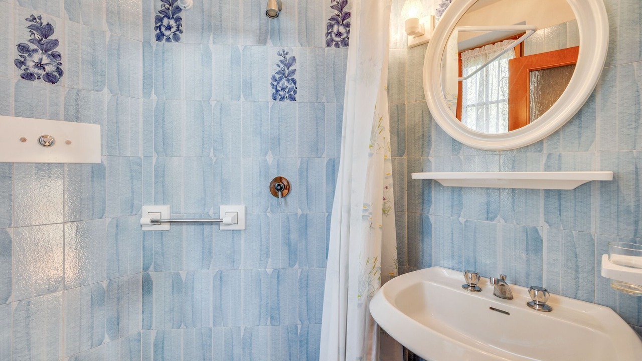 Photo of Bathroom in Costermano
