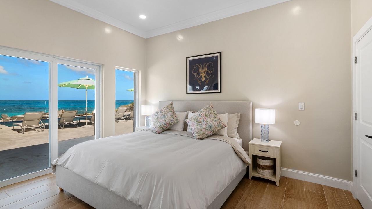 Photo of Bedroom in Farmer's Hill