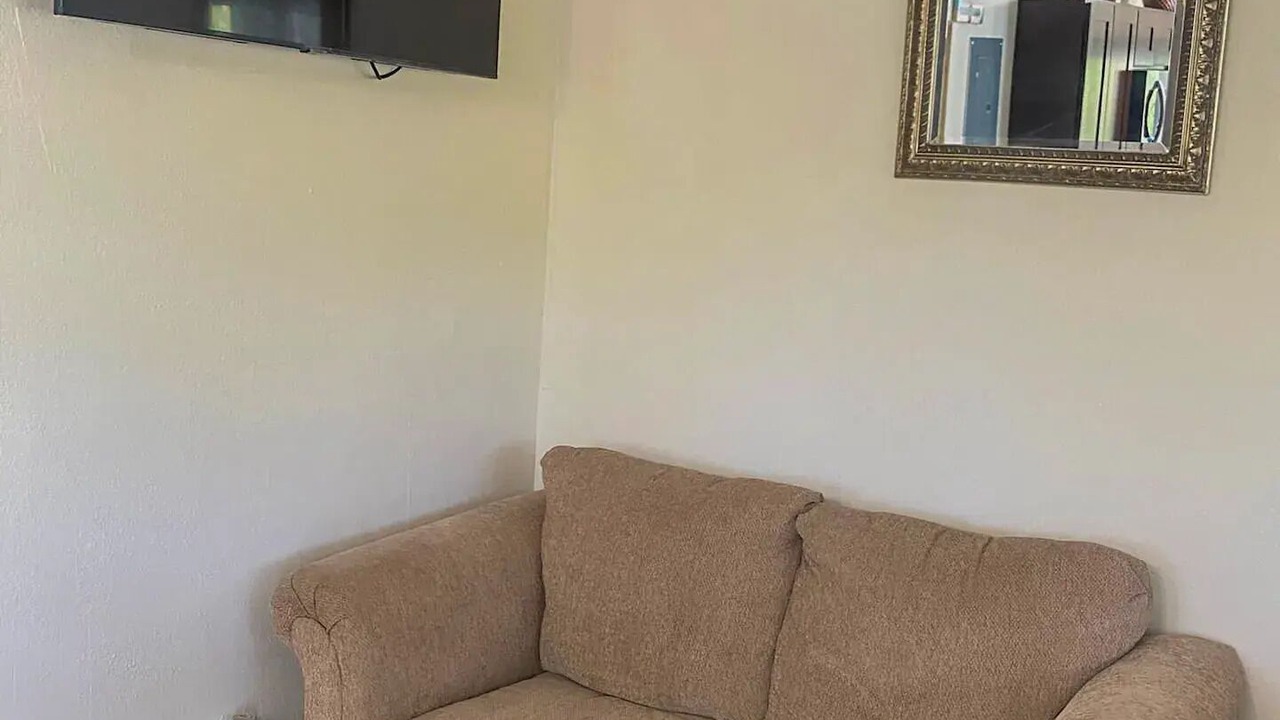 Photo of Livingroom in Rolleville