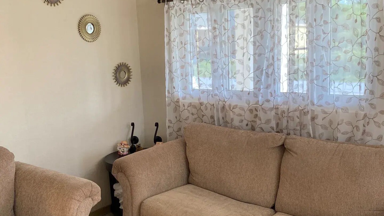 Photo of Livingroom in Rolleville