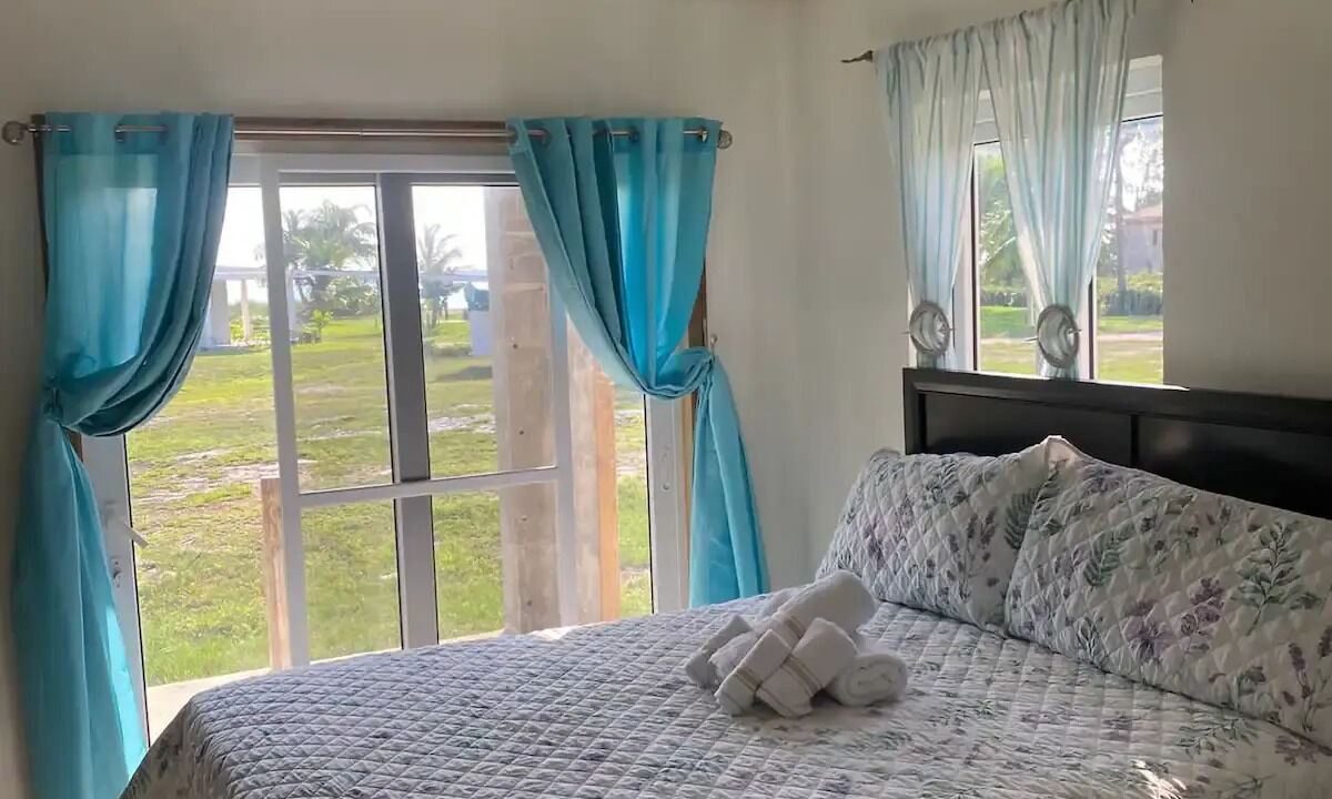 Photo of Bedroom in Rolleville
