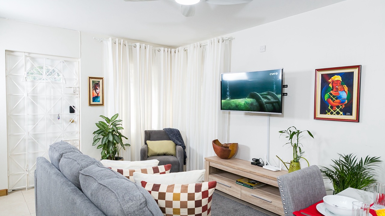 Photo of Livingroom in Beverly Hills