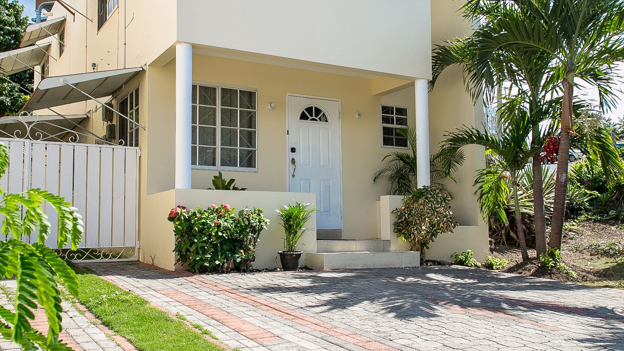 Photo of Outdoor in Beverly Hills