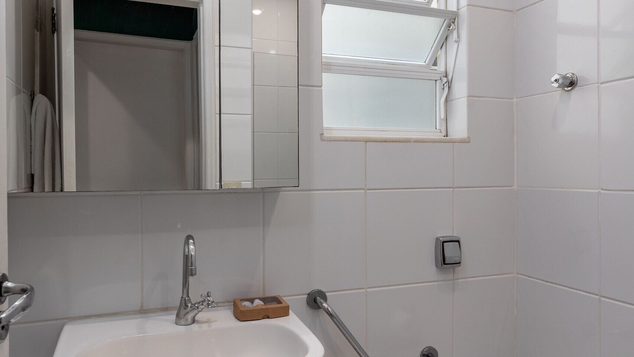 Photo of Bathroom in Leme