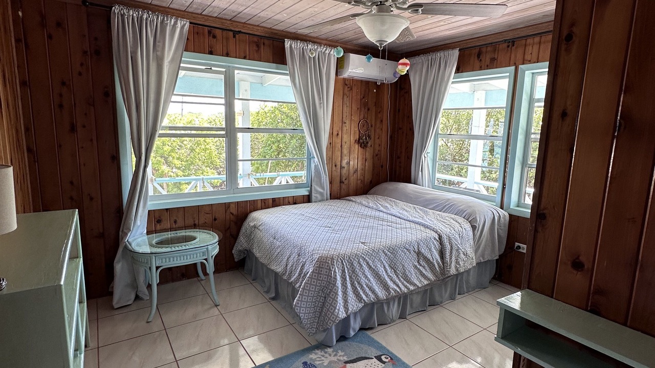 Photo of Bedroom in George Town