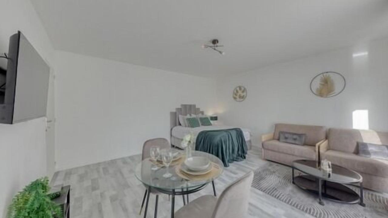 Photo of Bedroom in Sevran