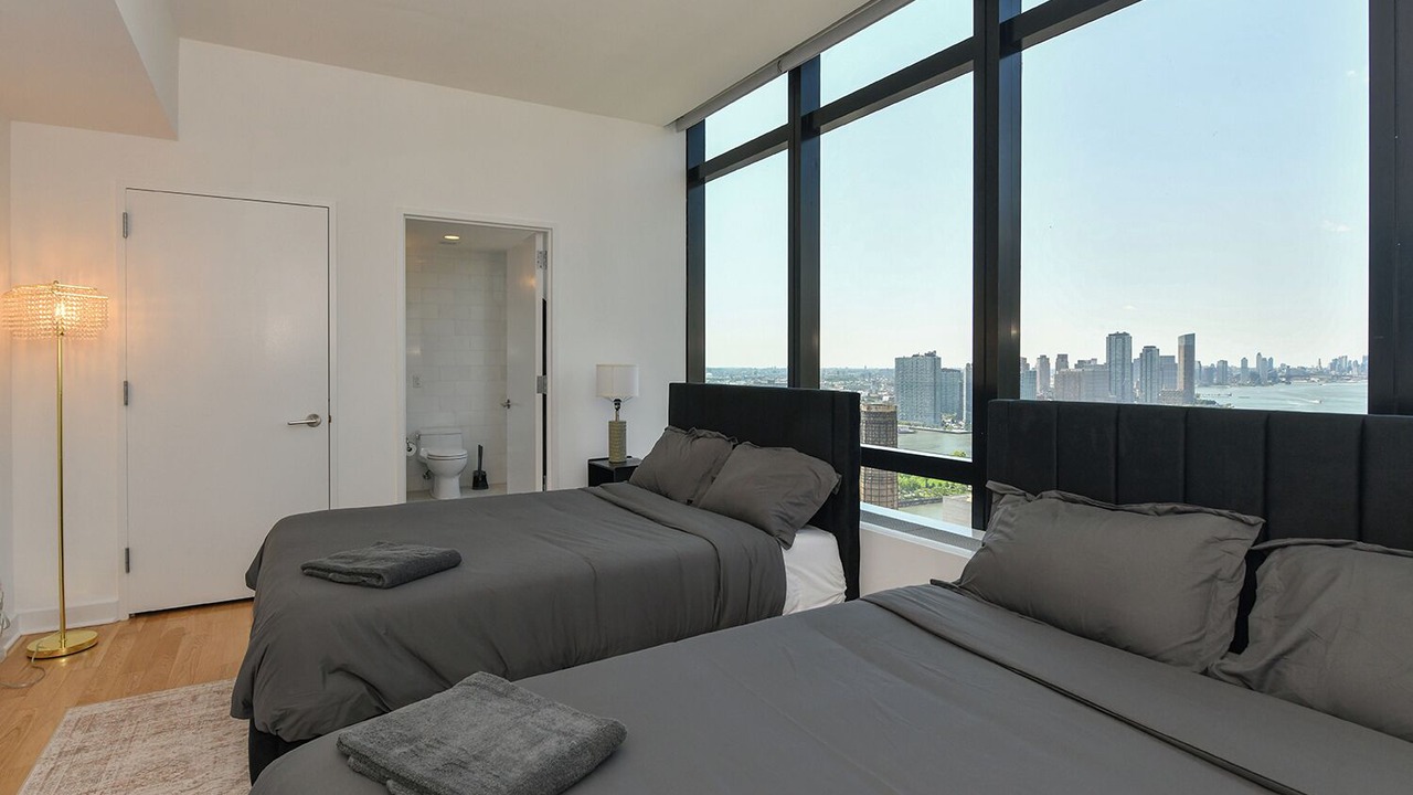 Photo of Bedroom in Central Park South