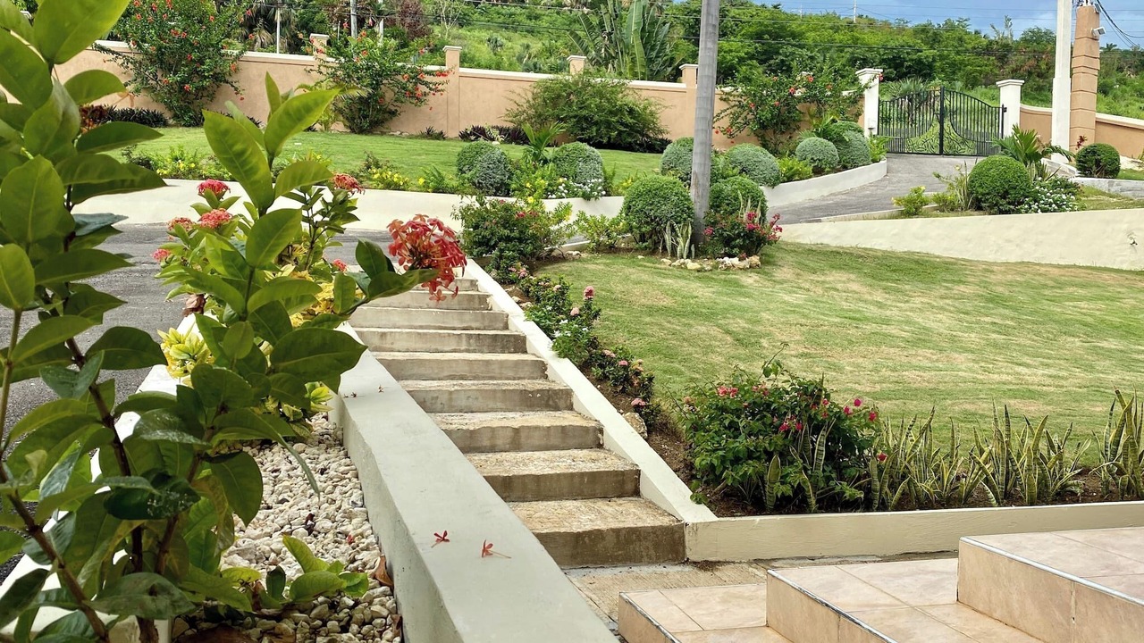 Photo of Outdoor in Whitehouse