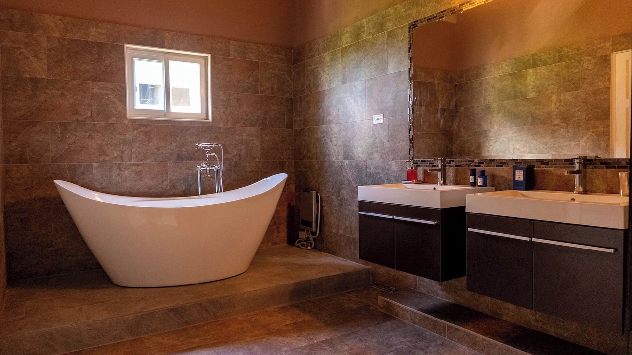 Photo of Bathroom in Whitehouse
