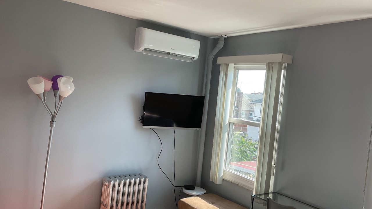 Photo of Bedroom in Flatlands