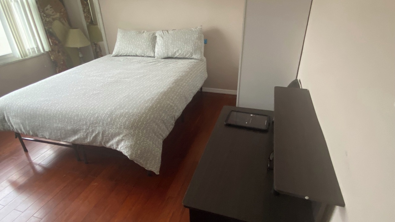 Photo of Bedroom in Flatlands
