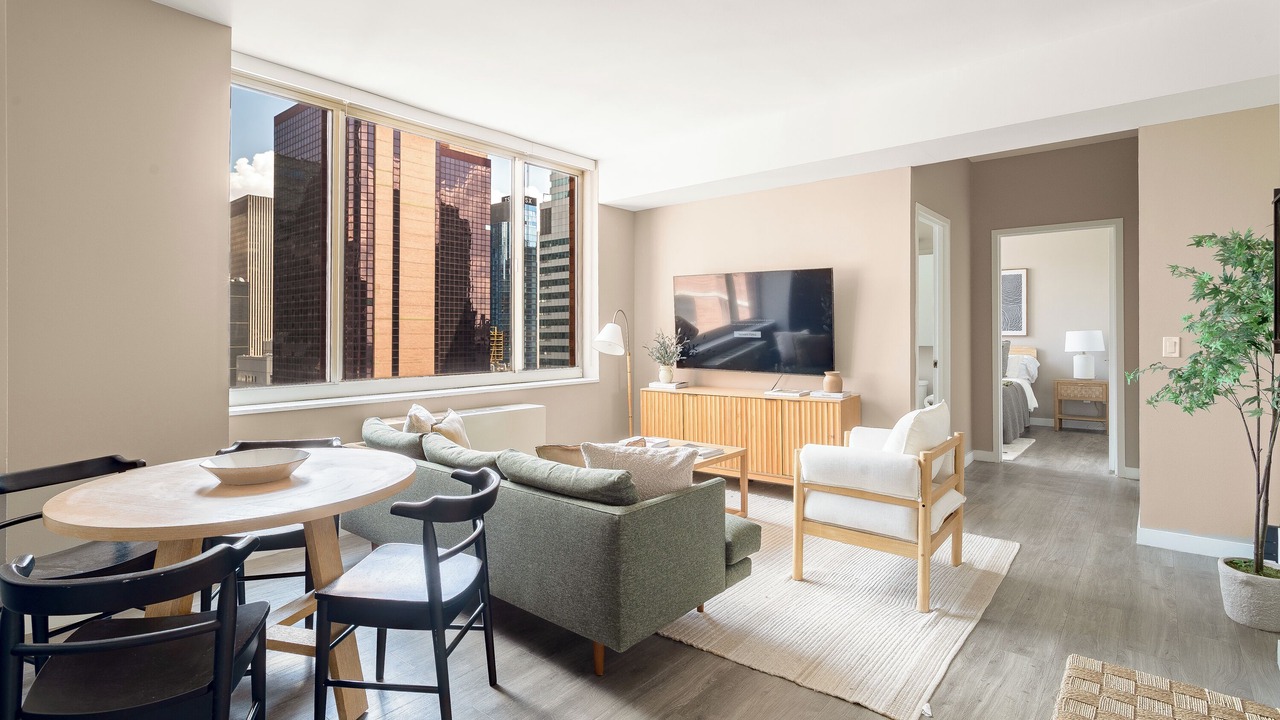 Photo of Livingroom in Midtown West