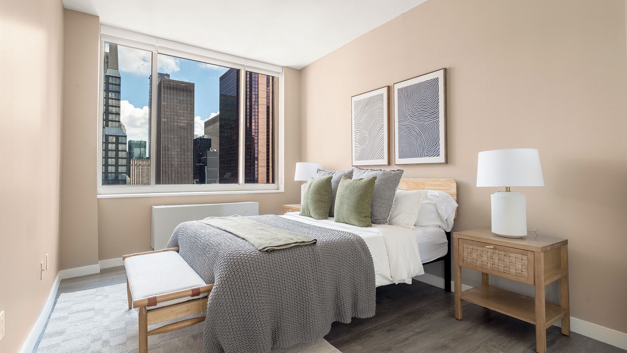 Photo of Bedroom in Midtown West