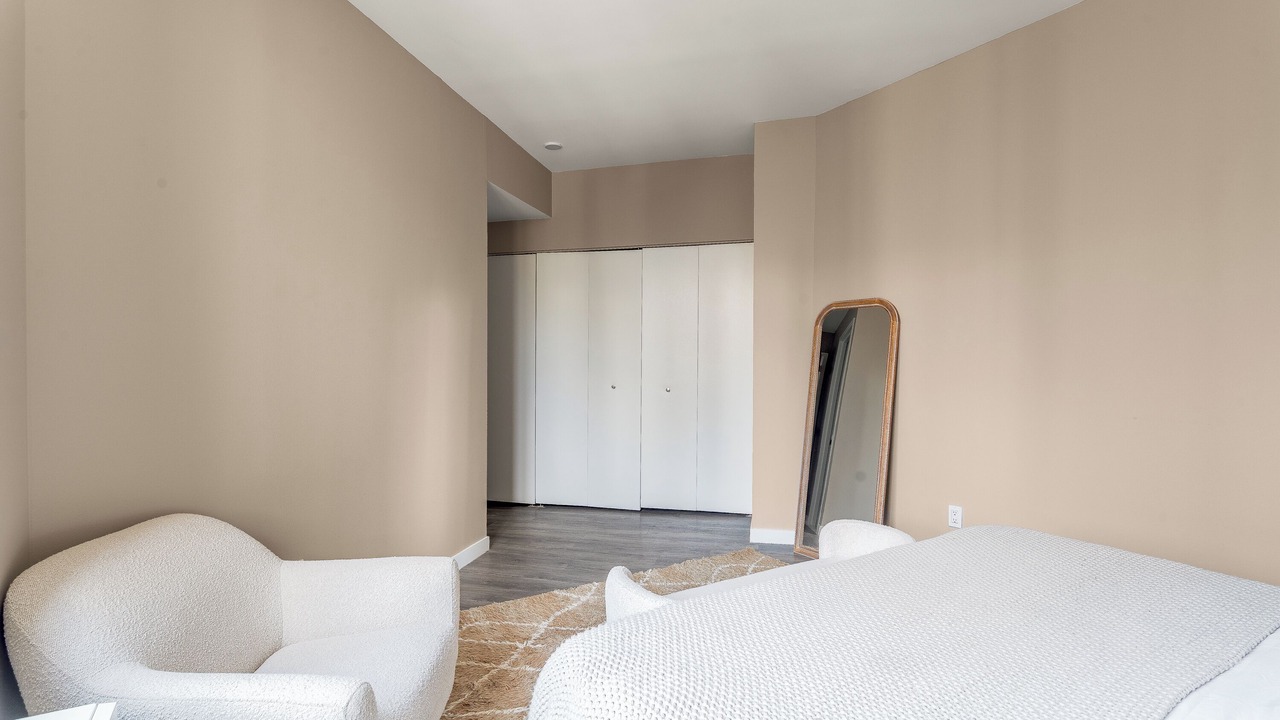 Photo of Bedroom in Midtown West