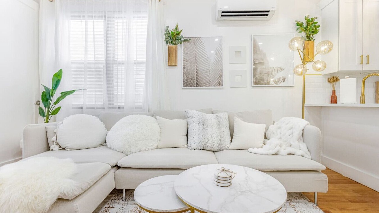 Photo of Livingroom in East New York