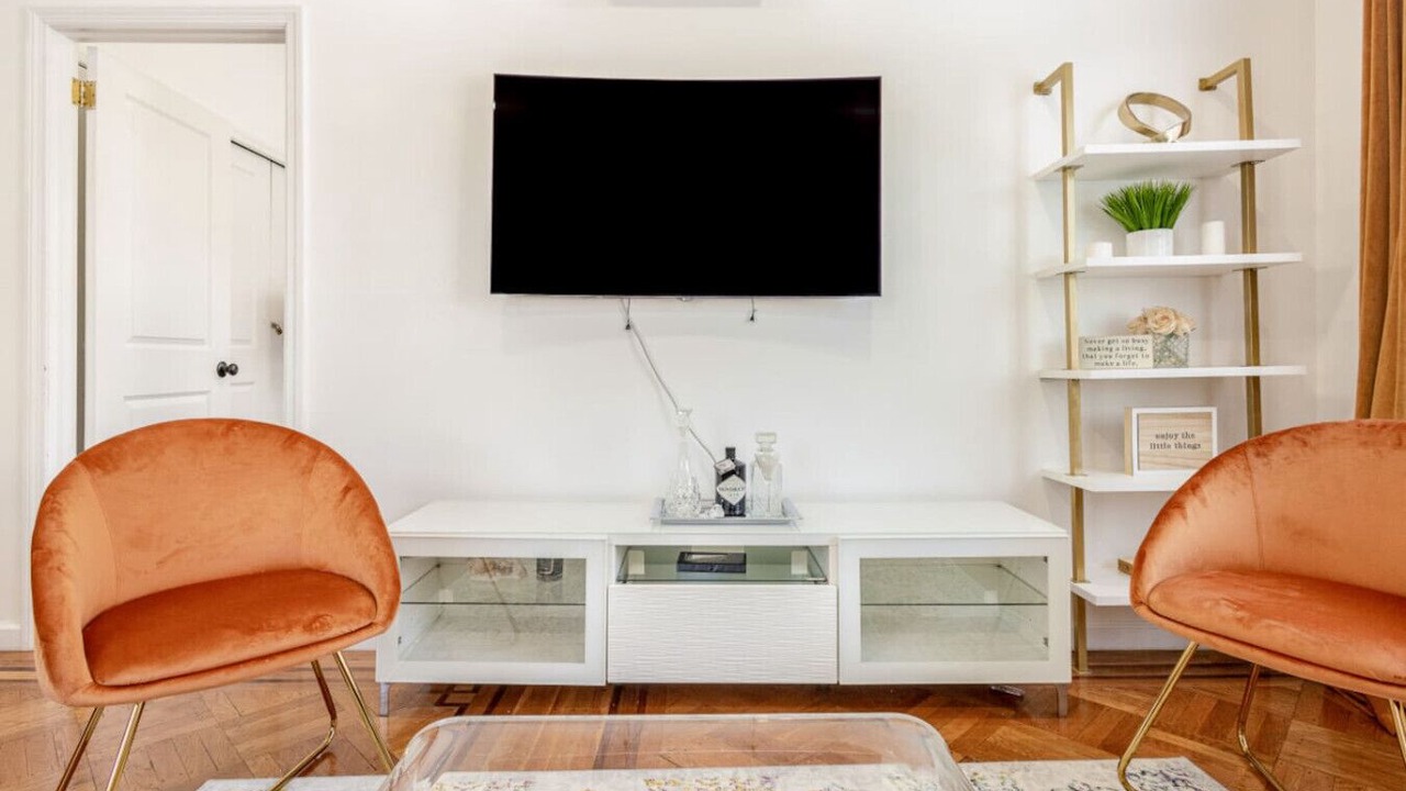 Photo of Livingroom in East New York