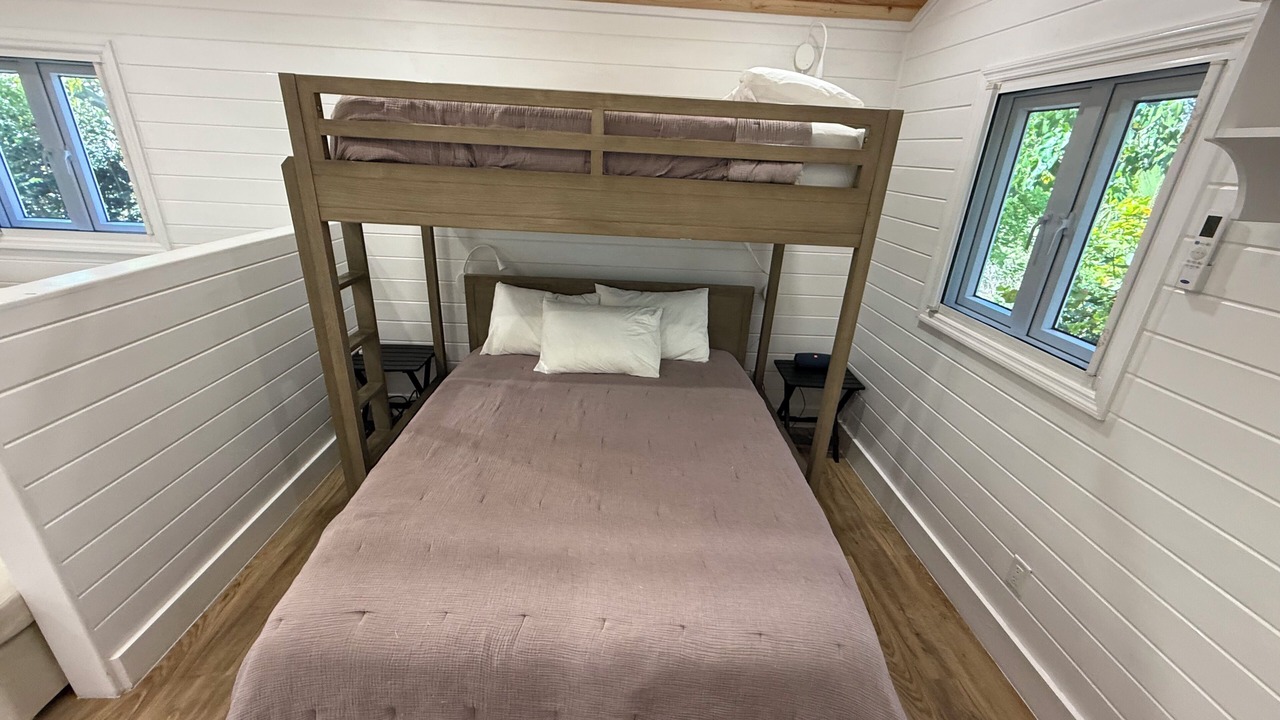 Photo of Bedroom in Hope Town