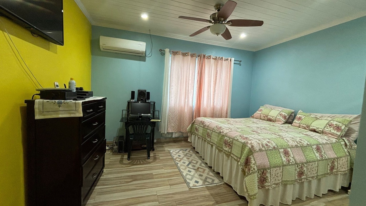 Photo of Bedroom in George Town